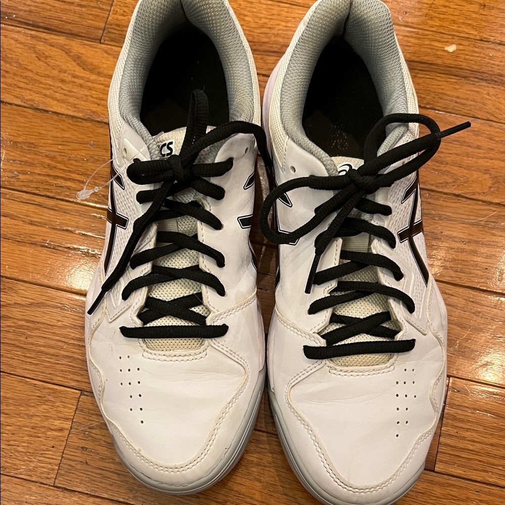 ASICS Men's White and Black Athletic Shoes